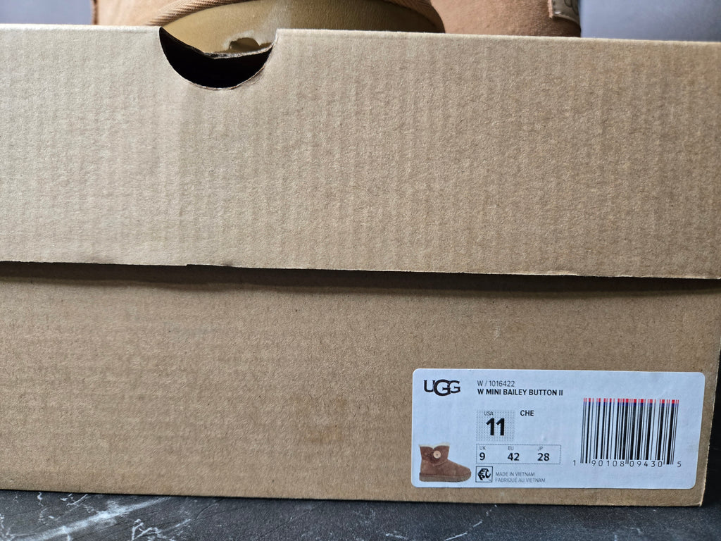 UGG 1016422 Mini Bailey Button II Ladies Boots