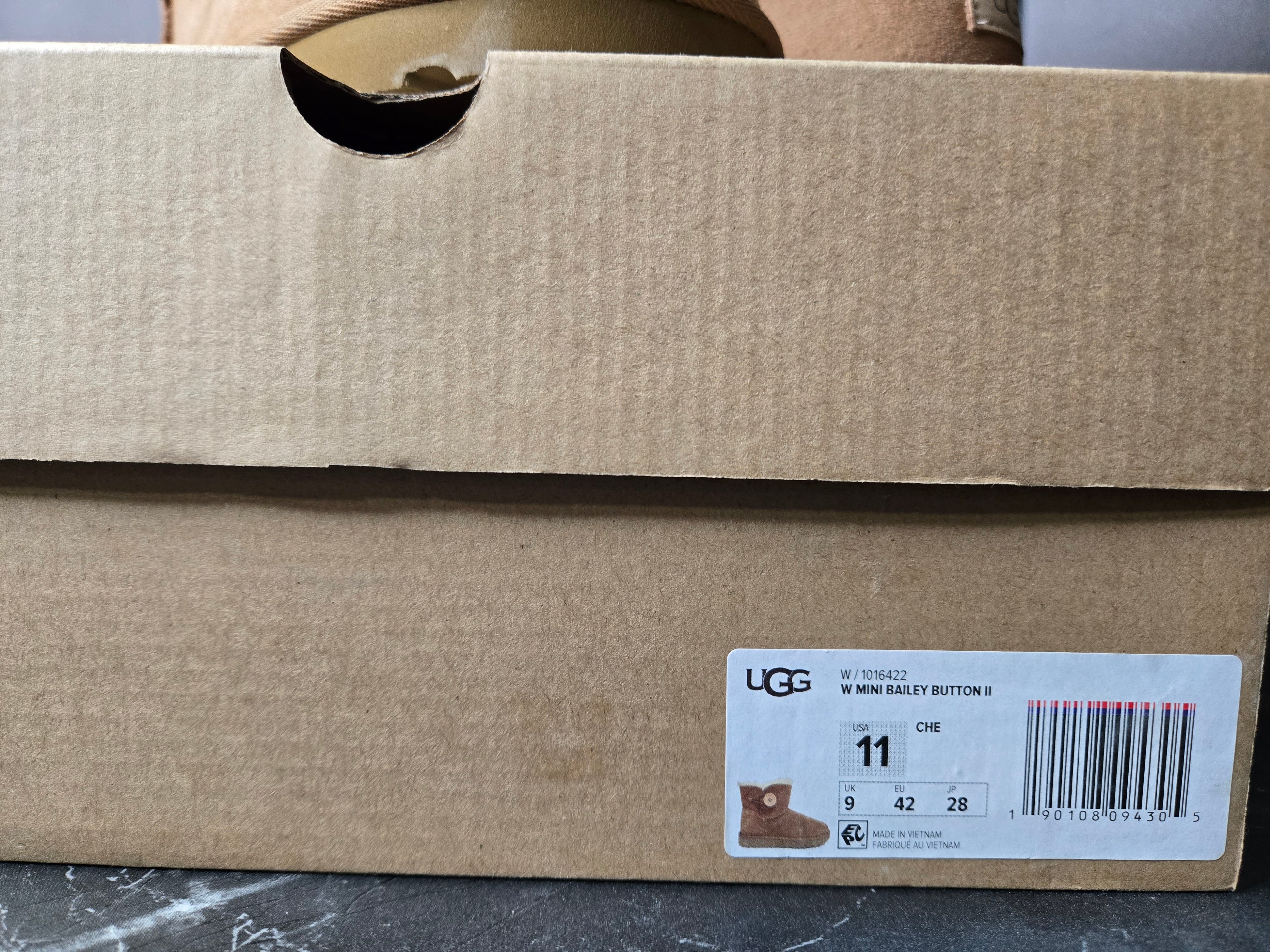 UGG 1016422 Mini Bailey Button II Ladies Boots