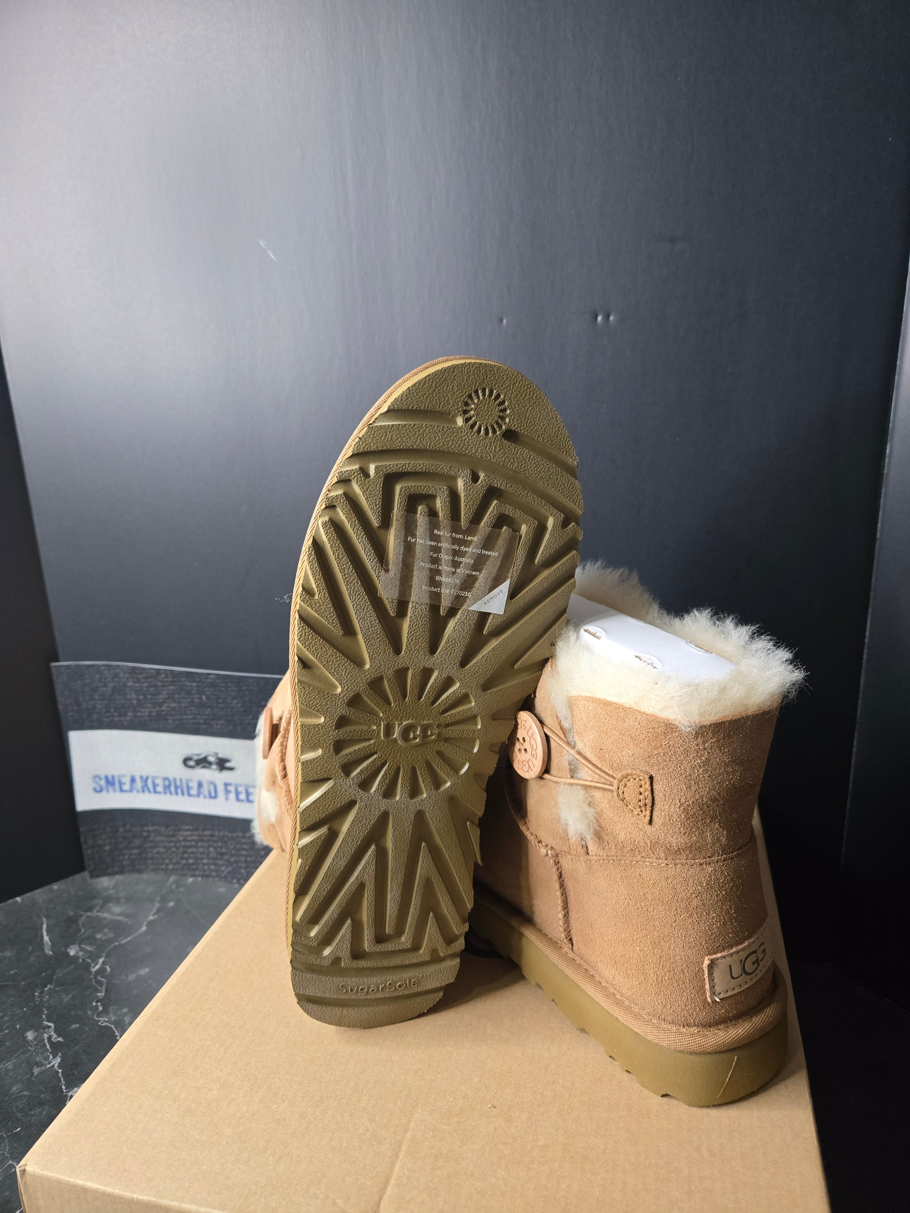 UGG 1016422 Mini Bailey Button II Ladies Boots