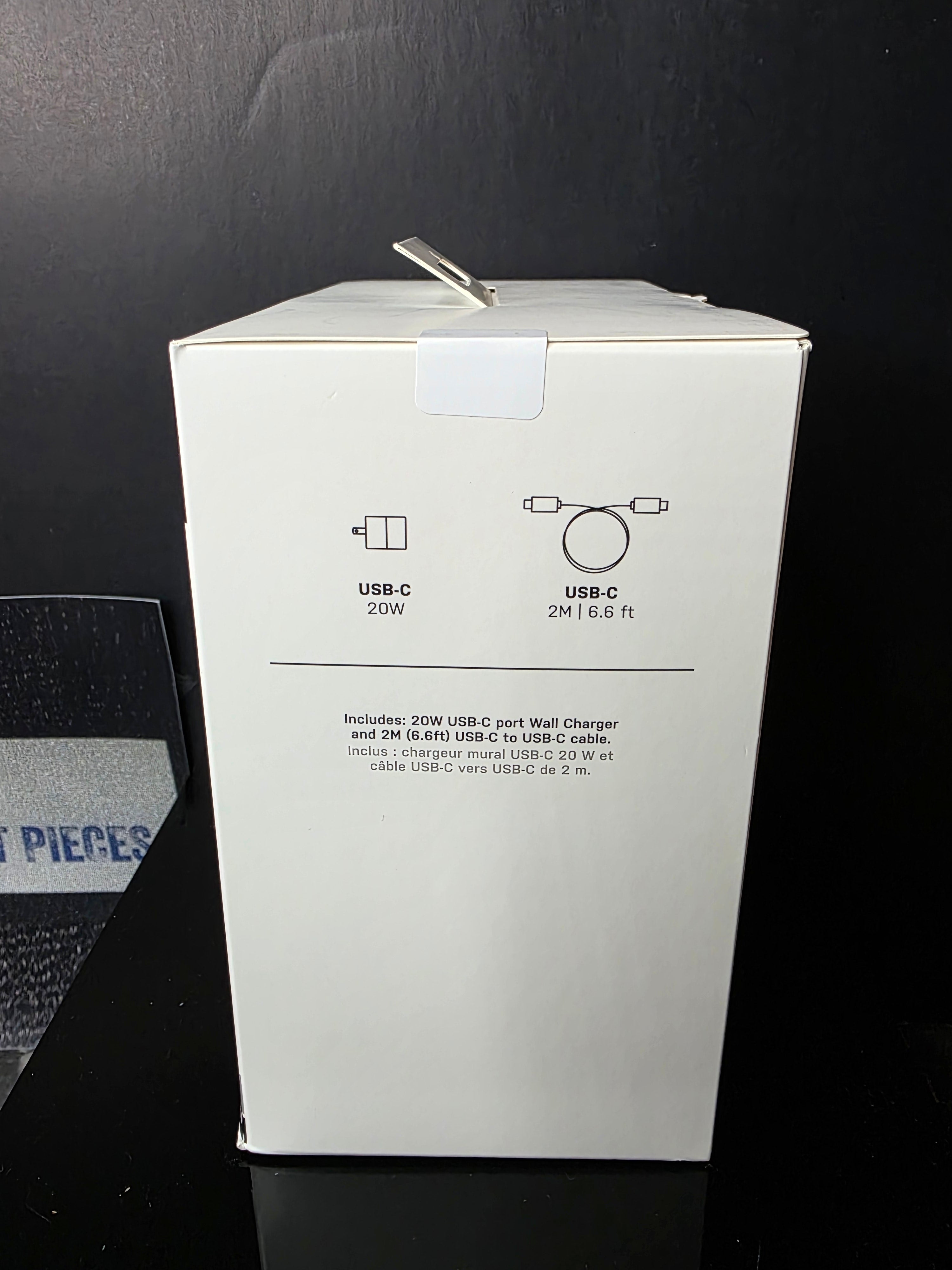 OtterBox Charger Stand For Apple MagSafe - 7.5W - White NIB Mag Safe Magnet